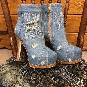 Denim boots